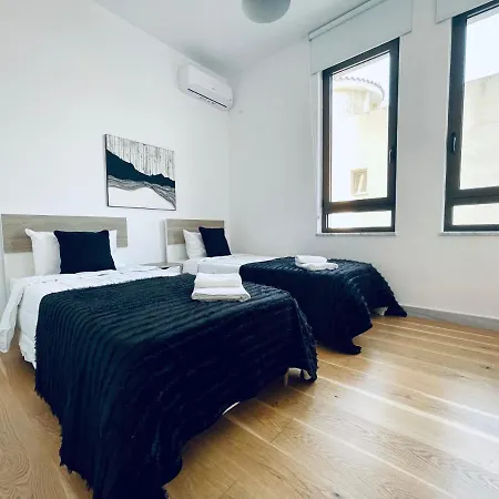 דירה Emerald 301 2 Bedroom